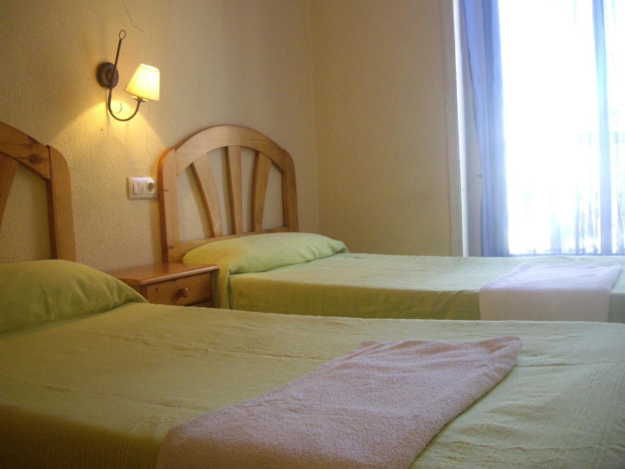 Hostal Pacios Madrid Eksteriør billede